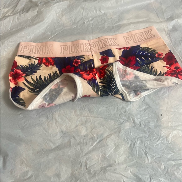 Pink Low Rise Hawaii Print Panties - Picture 5 of 16